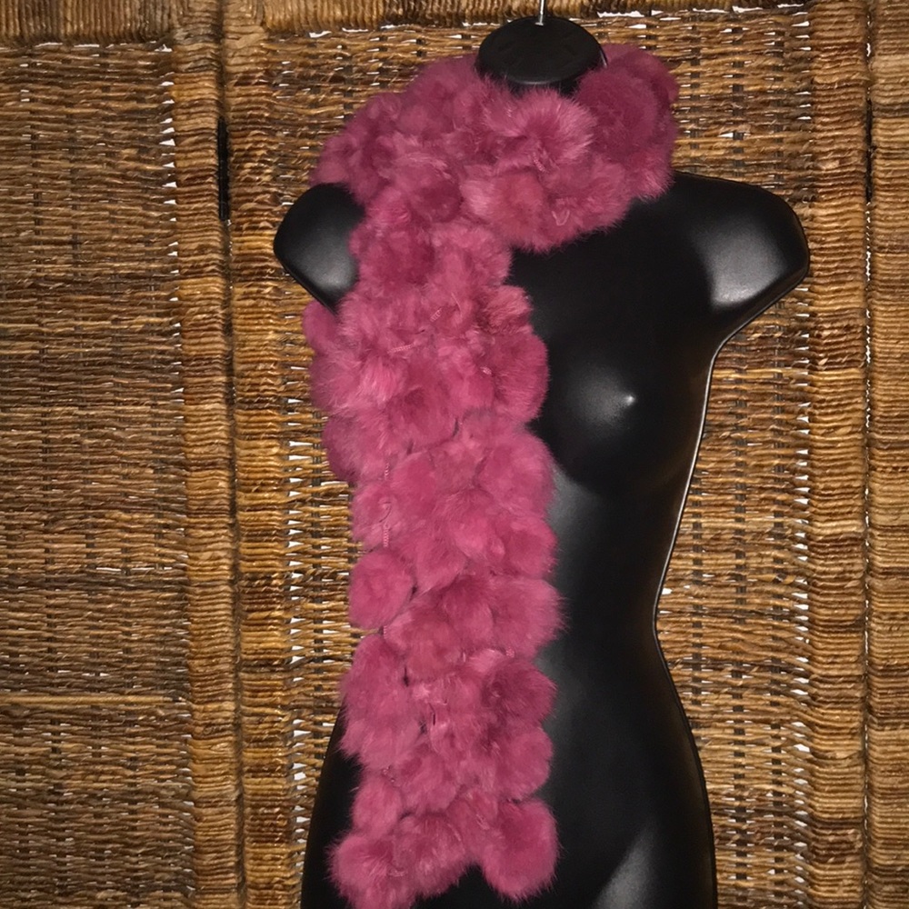 Rabbit Fur Scarf - Picture 4 of 6